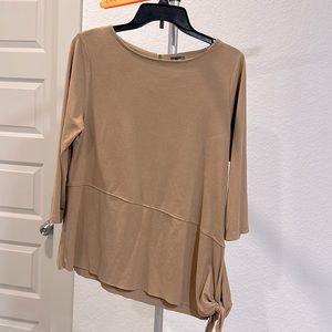 Gorgeous Chicos travelers blouse- NWOT